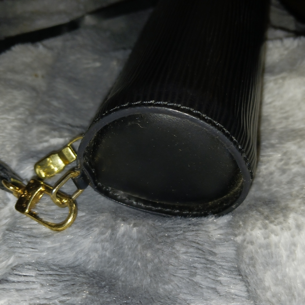 LIKE NEW Auth Louis Vuitton Mini Epi Leather Pouchette Handbag - Picture 7 of 7
